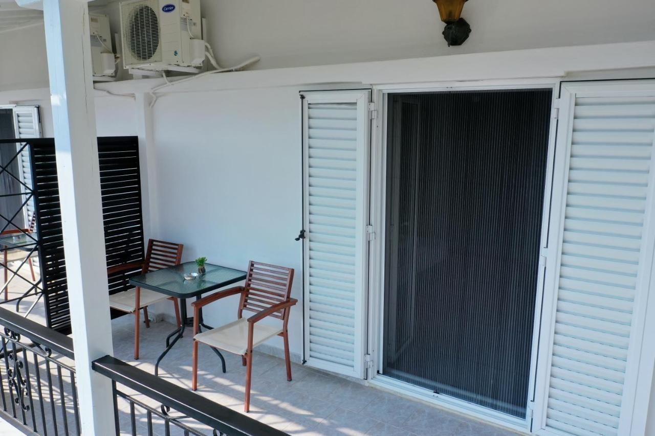 Milies Apartments Stavros  Exterior foto